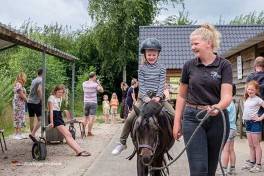 De Flierefluiter wurde wurde schon 5 Jahre in Folge (2020 bis 2024) vom ANWB (niederlaendischen ADAC) zum Tollsten Ausflugsziel der Provinz Overijssel gewählt