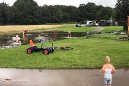 Camping am Fluss in Holland
