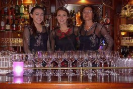 Auch Weinliebhaber können sich auf das indonesische Restaurant in Sneek freuen