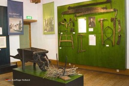 Die Ausstellungsräume im Südflügel zeigen die Geschichte des Schlosses der Forstwirtschaft und der Jagd in den Niederlanden in Bildern