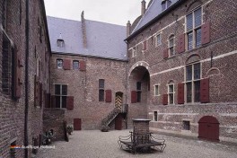 Museum im Schloss Holland