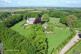 Schloss Hernen in Holland ist ein Beispiel für ein langsam gewachsenes Schloss
