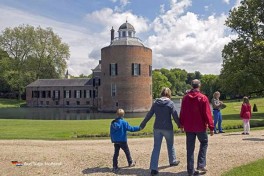 Schloss Holland